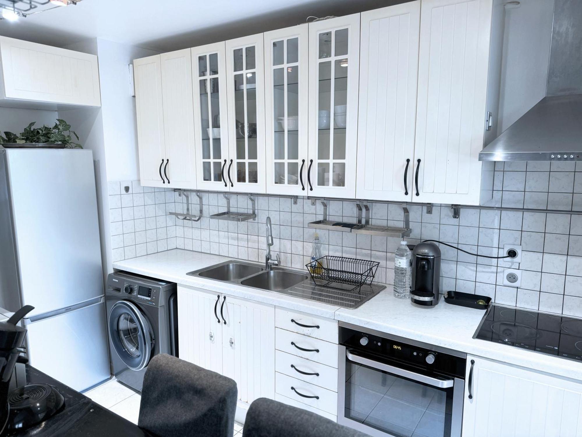 Le Jardin Du Stade By Uta House Saint-Denis  Exterior foto